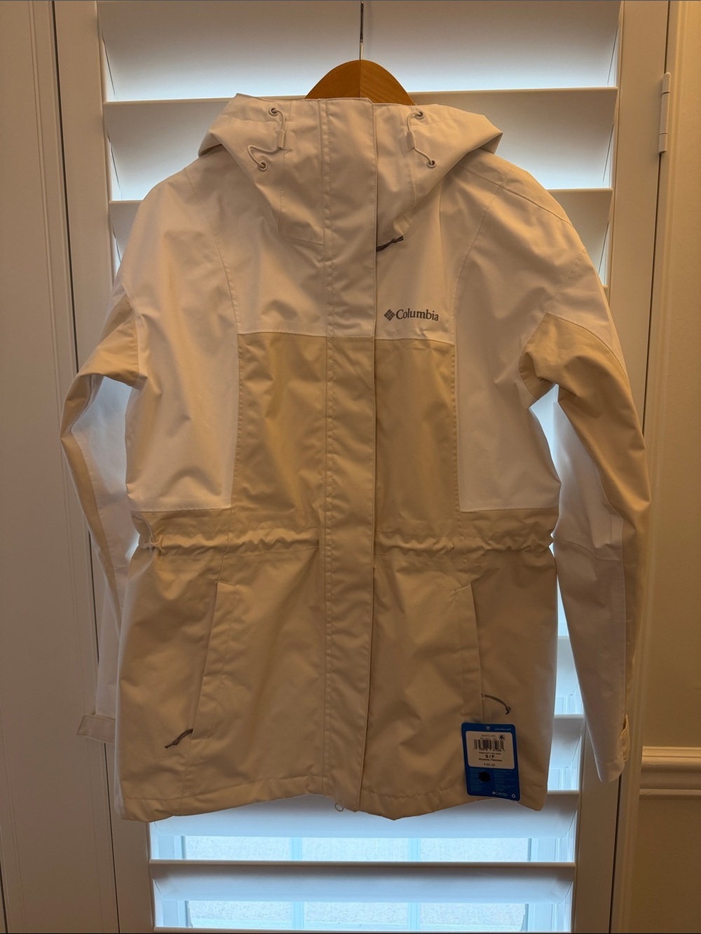 Columbia Women's White and Cream Hooded Rain Shell -Size Small-Brand New-